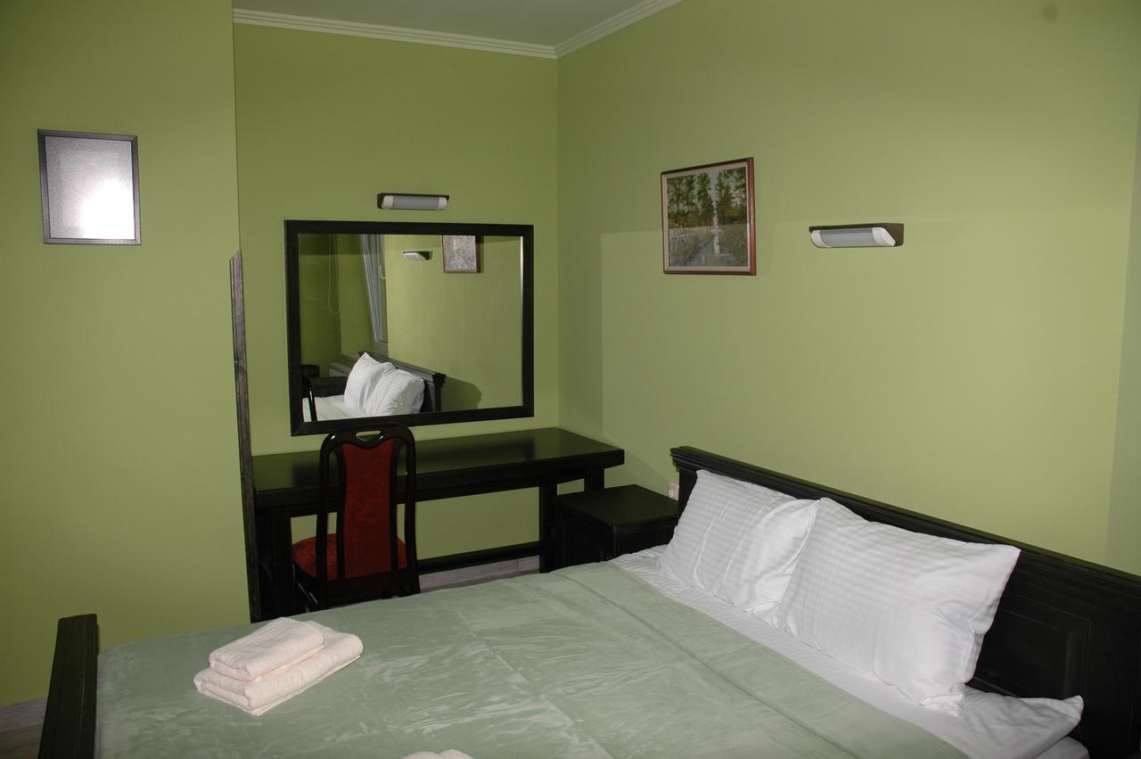 Guest House 利沃夫 外观 照片